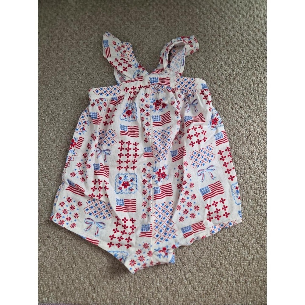 Old navy baby girl romper 12-18 mos